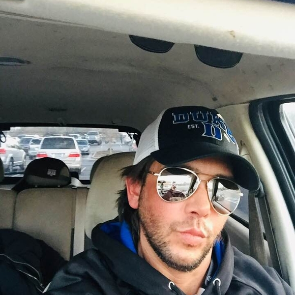 Meet your Posher, Gabriel - Picture 5 of 5